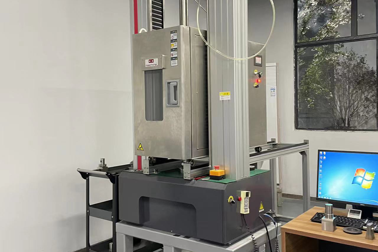 Electronic Universal Room Temperature Tensile Testing Machine