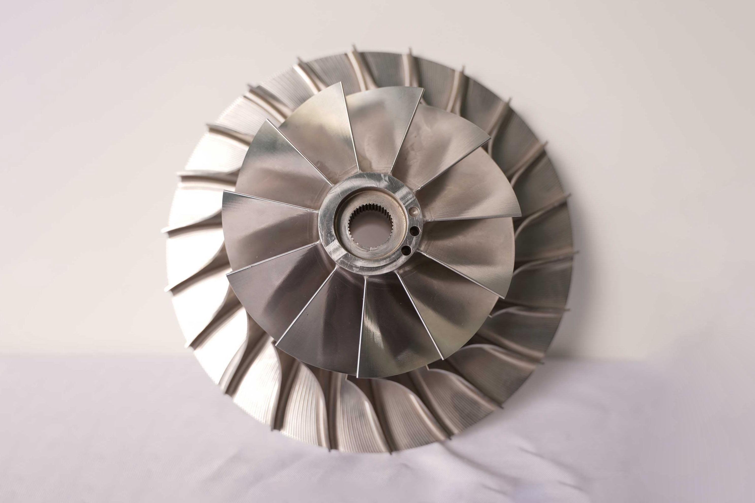 inconel-738lc-superalloy-equiaxed-crystal-casting-turbocharger-components-manufacturer